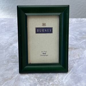 Burnes of Boston Green Wood Picture Frame 4x6 in Rectangle Matte Free Standing